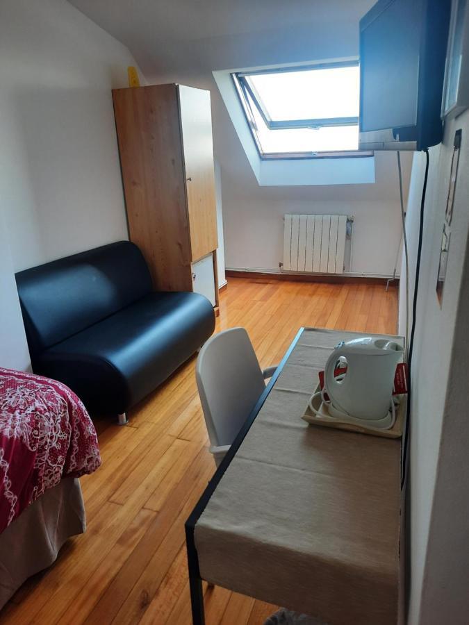 Hospedaje Lopez A Coruna Luaran gambar