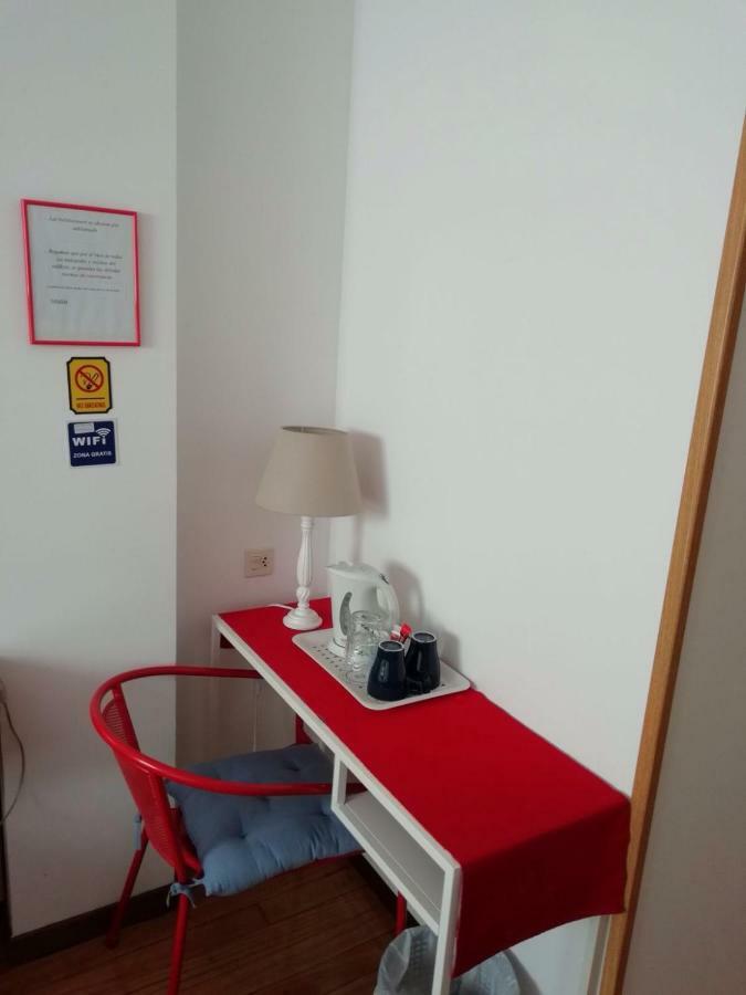 Hospedaje Lopez A Coruna Luaran gambar